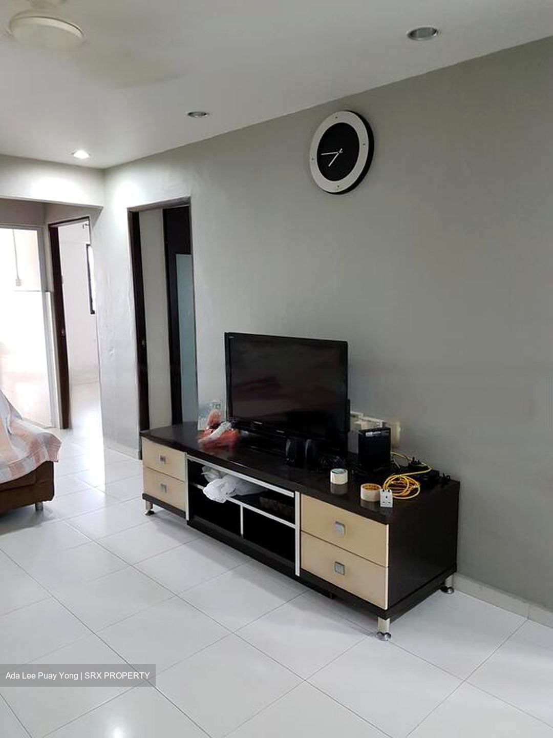 Blk 247 Jurong East Street 24 (Jurong East), HDB 3 Rooms #584900371
